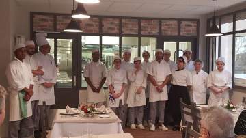 Etudiants en CAP Cuisine - MFR Pujols